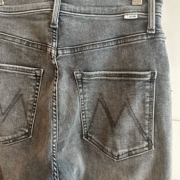 MOTHER 
Rider ~ high rise straig leg 
Grey 
Size 26 - Picture 7 of 11